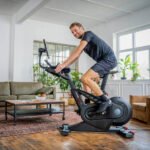 Vélo de biking Taurus Racer Pro Touch avec écran tactile 15,6 pouces